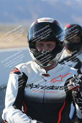 media/Dec-01-2025-Moto Forza (Mon) [[2daa91e15f]]/4-Around the Pits/